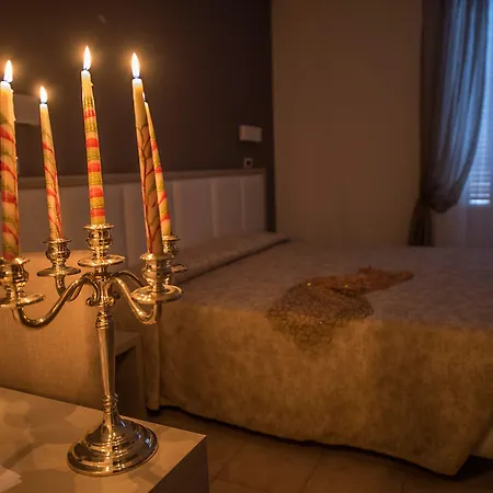 Artemisia Palace מלון 4*