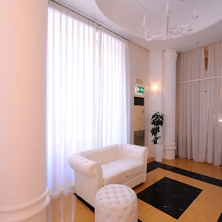 Artemisia Palace מלון 4*